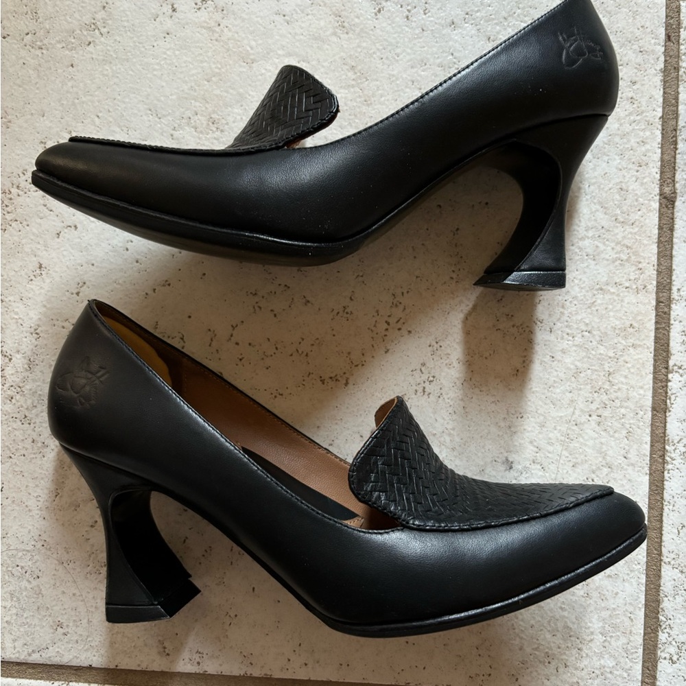 John Fluevog Heeled Loafers, size 5.